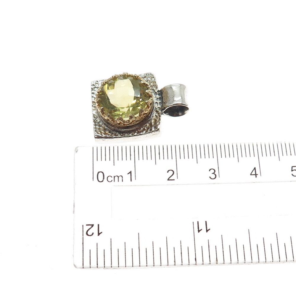 925 Sterling Silver 2-Tone Vintage Real Lime Quartz Hammered Charm Pendant - Picture 3 of 7